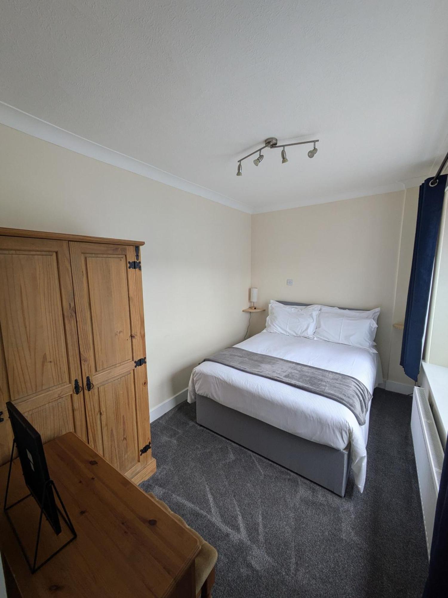 Buccleuch And Queensberry Arms Hotel Thornhill  Esterno foto